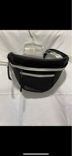 Waistbag wanita hitam waterproof