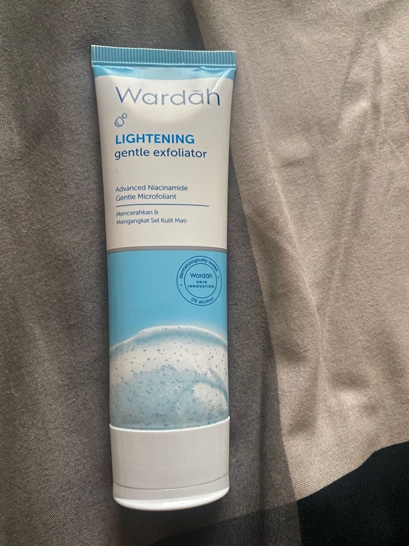 Wardah facial deals scrub