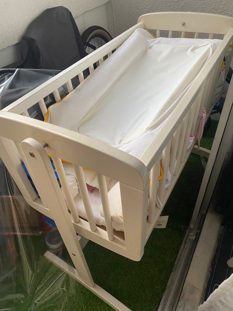 Wooden baby cot from Mothercare, Babies & Kids, Baby Nursery & Kids Furniture, Cots & Cribs on