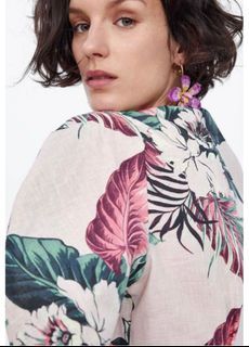 Zara authentic flower blouse