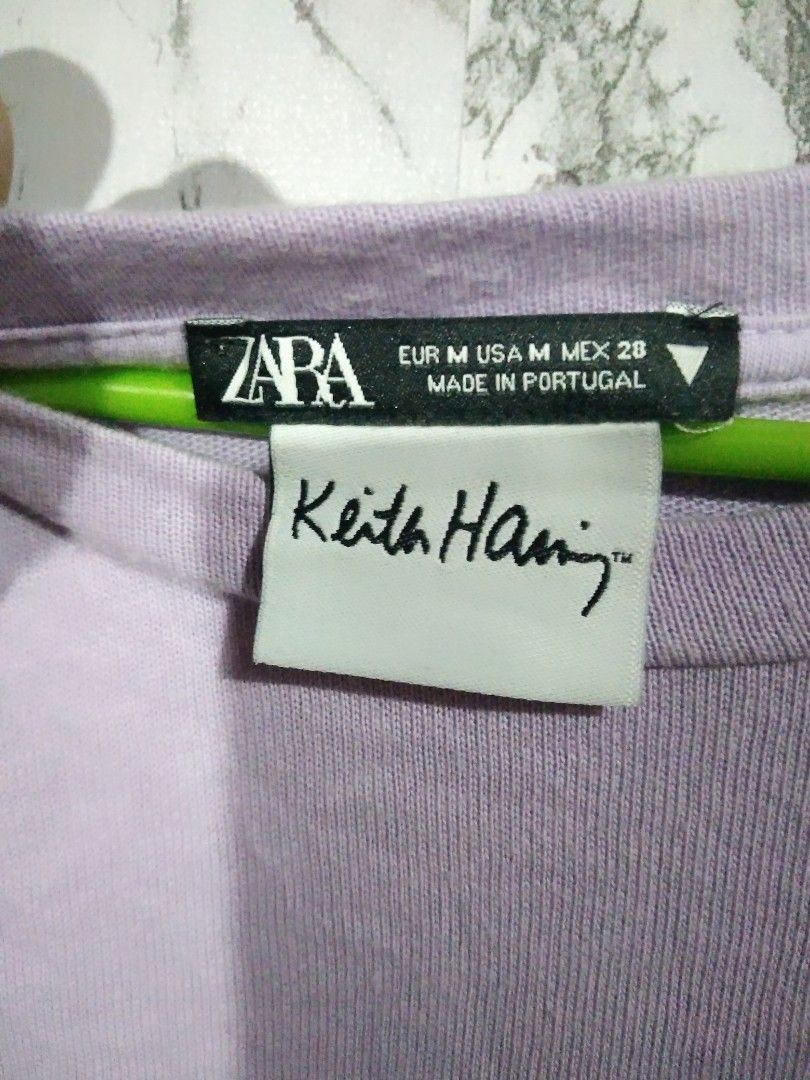 Zara x Keith Haring (Category: Shirts) located in San Carlos City. Submitted by seekandpick_thrift (Listing ID 1224670051, Image 3). Description: Zara x Keith Haring Size : (MEDIUM) Width : 18.5 - 19" Arm Length : 8.5" Length : 24.5" " 𝙈𝘼𝙆𝙀 𝙍𝙀𝘼𝘿𝙄𝙉𝙂 𝘼 𝙃𝘼𝘽𝙄𝙏 " ➡️ Brand/Size's/Tag and Caretag Are Indicated And Issue's. 💰Payment: - Strictly Payment First To Avoid Bogus Buyer. - Please Pay On Time And Don't Forget To Send Us Your Pro