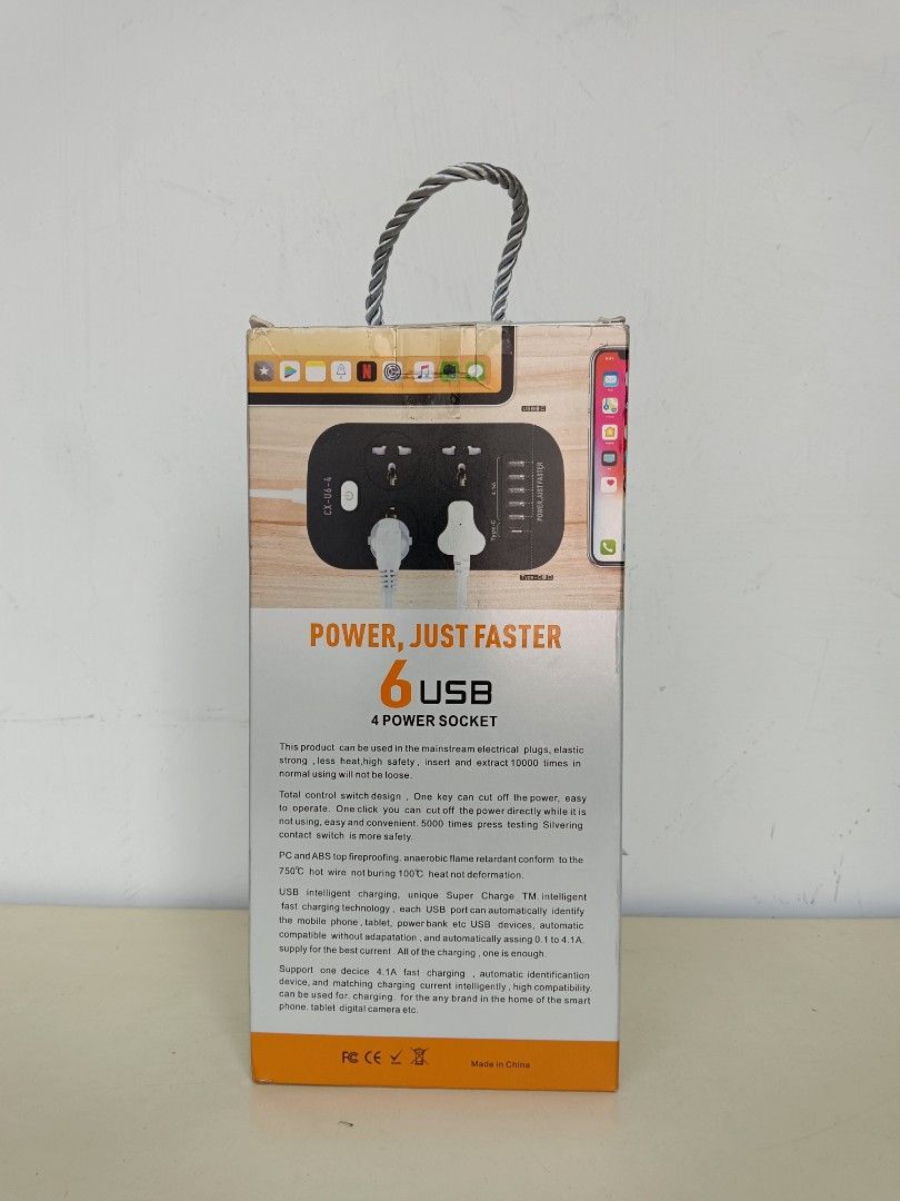 4插槽， 5 usb， 1 type c， 電源插座
