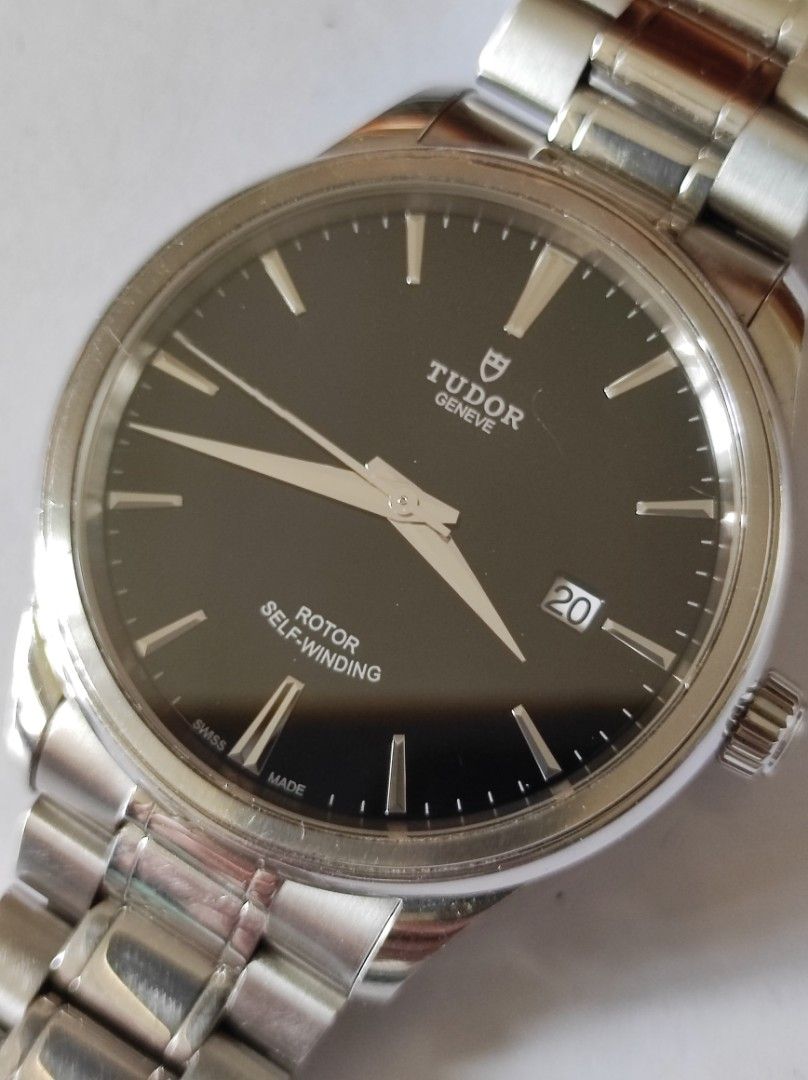 原裝Tudor Style 41mm 12700 藍寶石玻璃黑面自動手錶, 名牌, 手錶