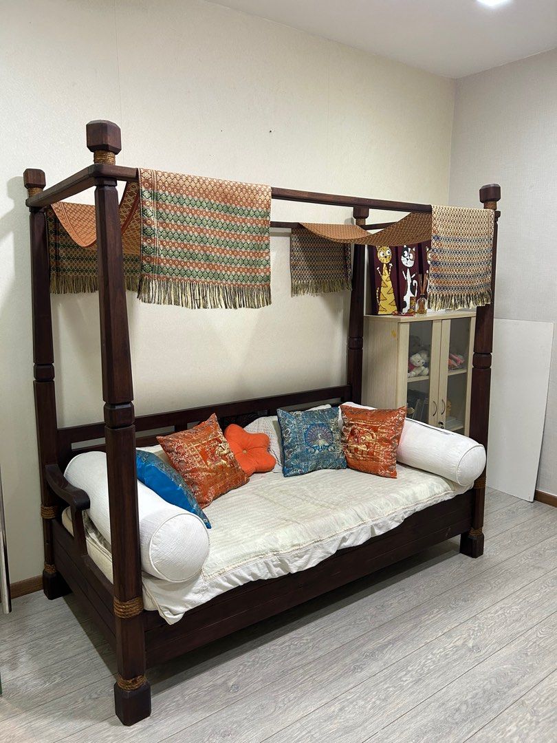 Antique Day Bed , Furniture & Home Living, Furniture, Other Home