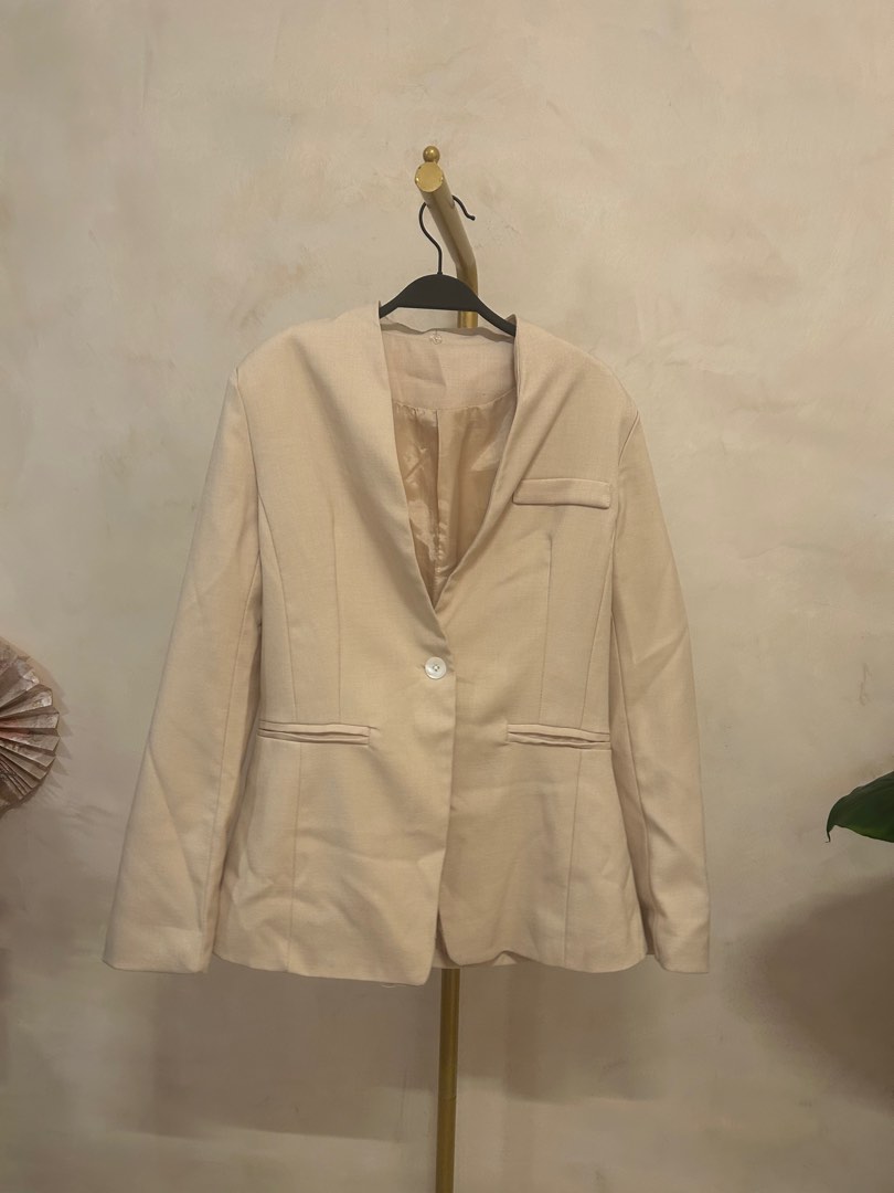 Beige blazer, Women's Fashion, Coats, Jackets and Outerwear on Carousell