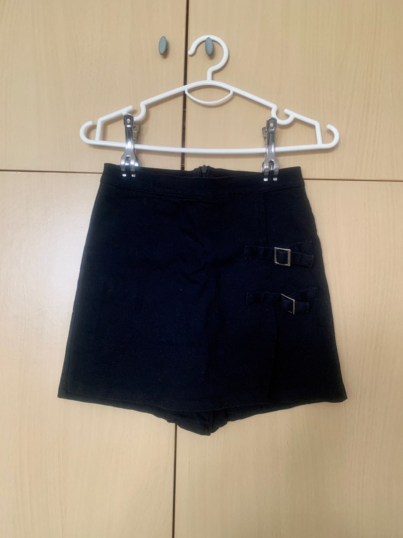 Belted Skorts, Women's Fashion, Bottoms, Shorts on Carousell