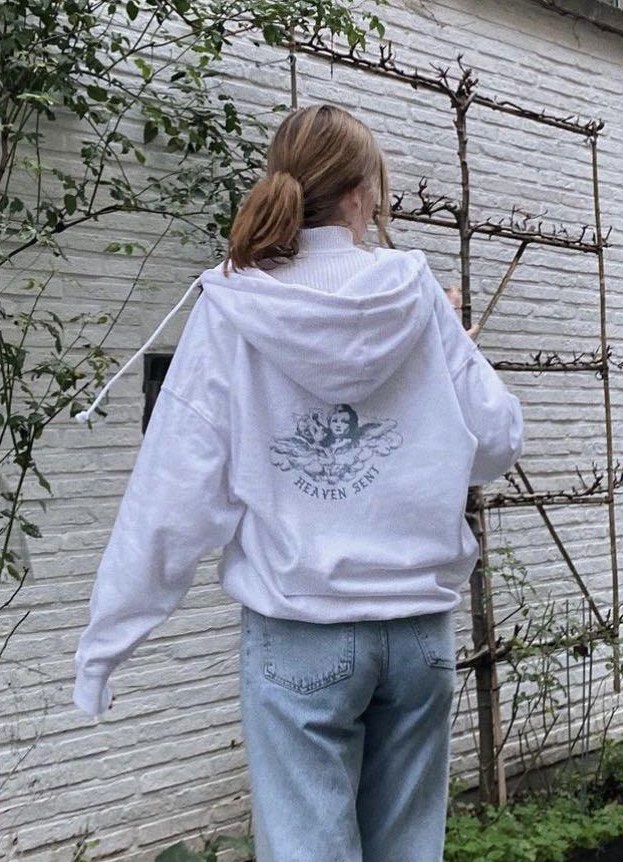 brandy melville heaven sent carla zip up jacket hoodie authentic