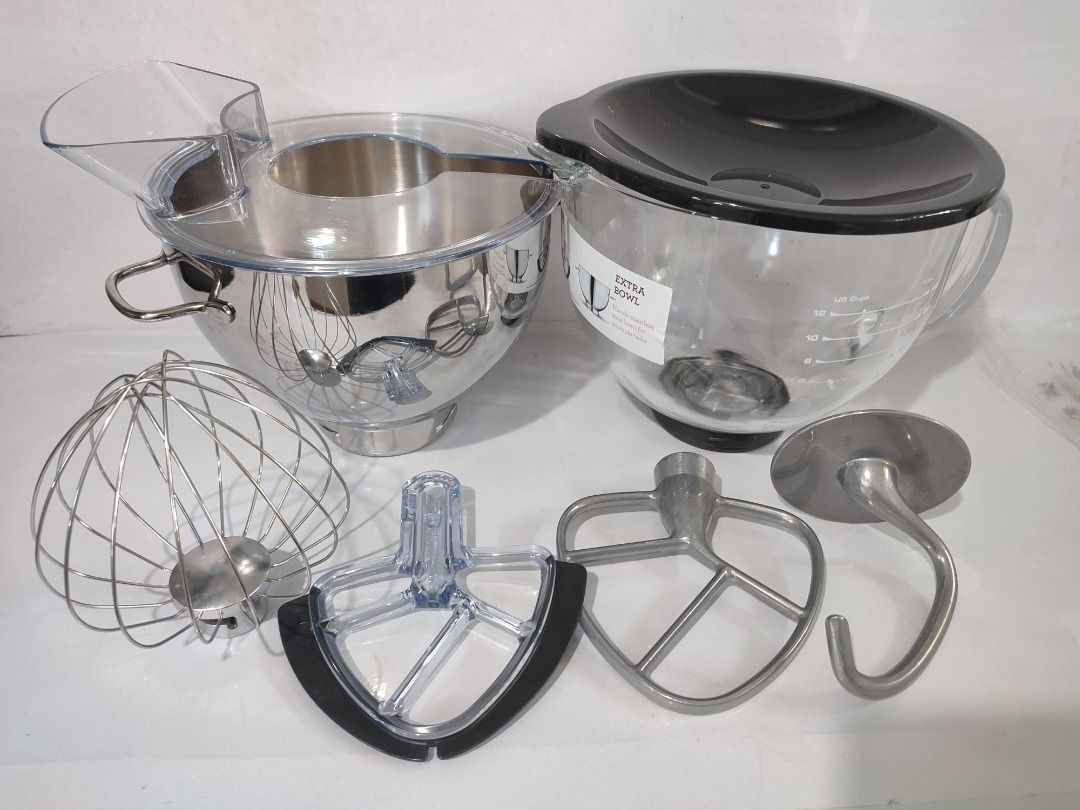 BREVILLE BAKERY BOSS STAND MIXER with complete accessories., TV & Home