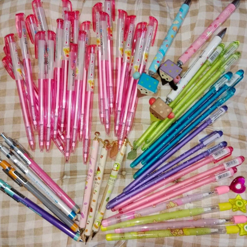 Bundle Ballpen and Pencil on Carousell
