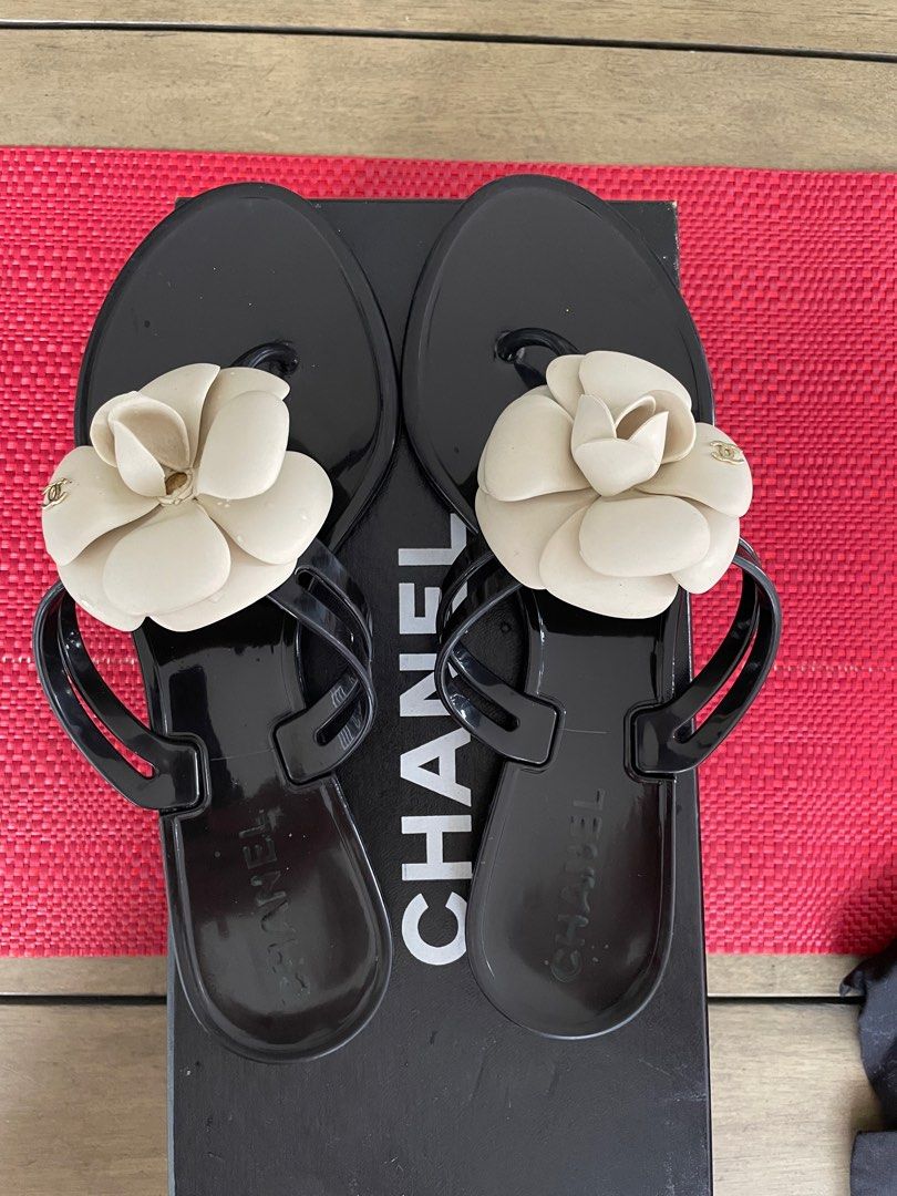 Chanel Flower Sandal size 35