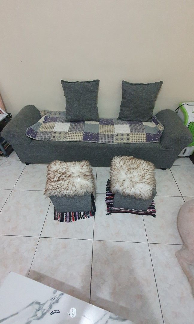 Cleopatra sofa set with stool and stool cover (Category: Sofas) located in Cainta. Submitted by raki17 (Listing ID 1224727606, Image 1). Description: used cleoptara sofa set. ksama n cover ng stools and top cover ng sofa with 2 pillow.