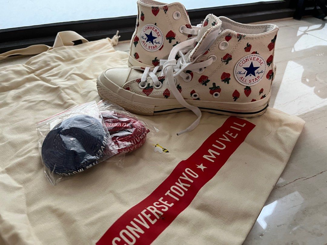 Converse Tokyo muveil strawberry high cuts