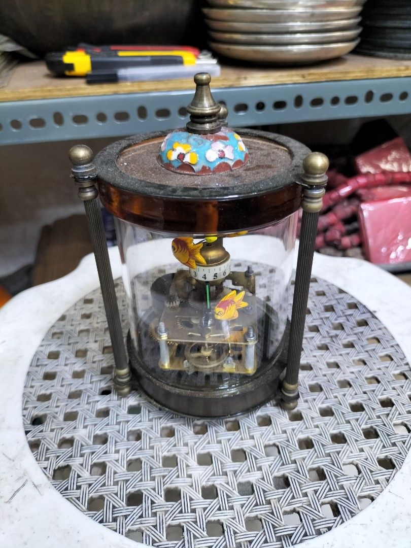DMVS - Mechanical Animated Fish Clock (Category: Clocks) located in Manila. Submitted by vintage_styles_co (Listing ID 1224897970, Image 2). Description: Working (Kindly Message for Video of Item) Size: Height - 6 inches Length - 3½ inches.