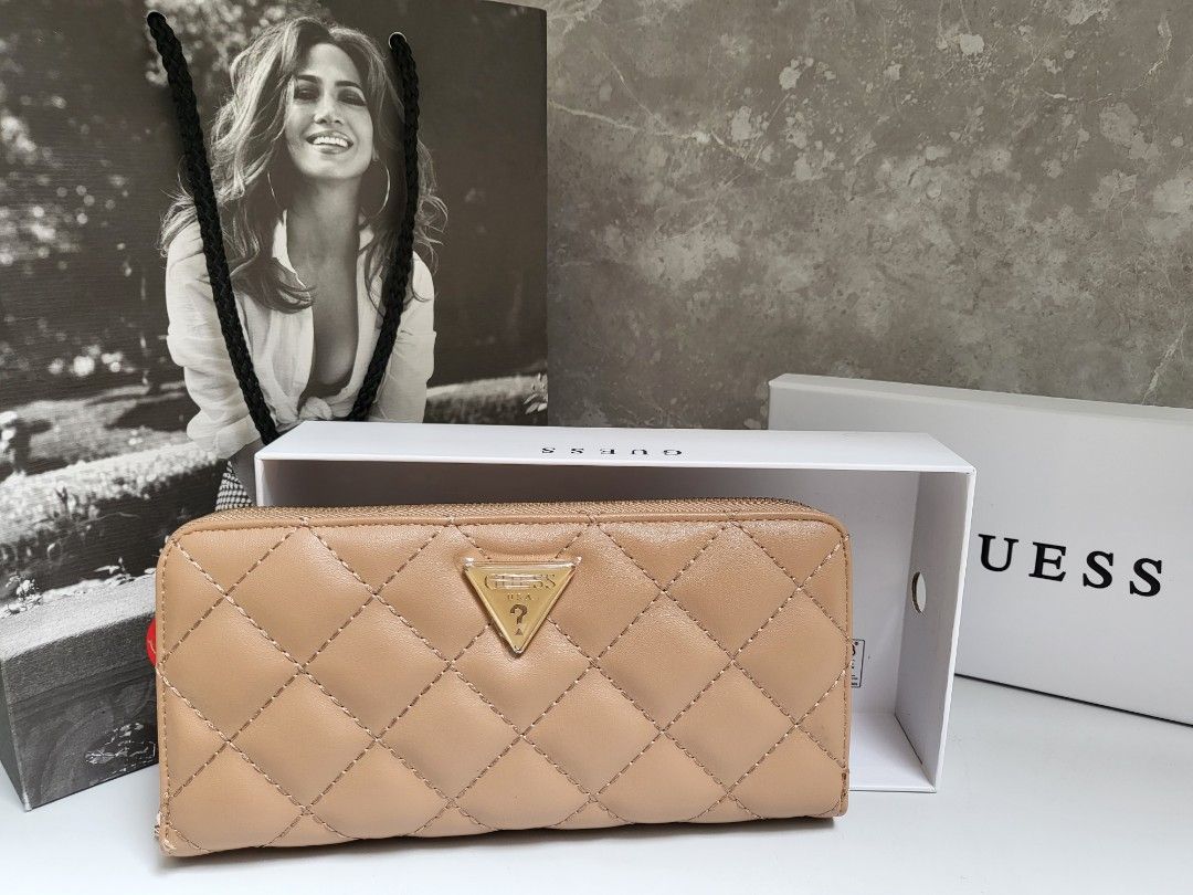 Dompet guess top