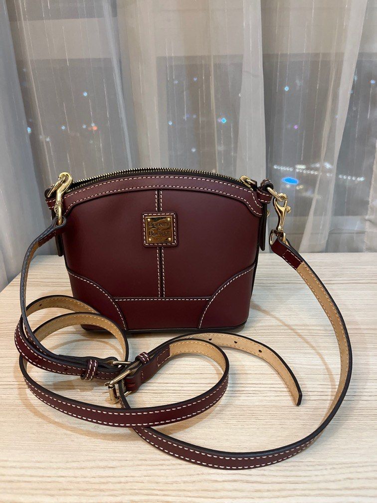 Dooney Bourke crossbody bag
