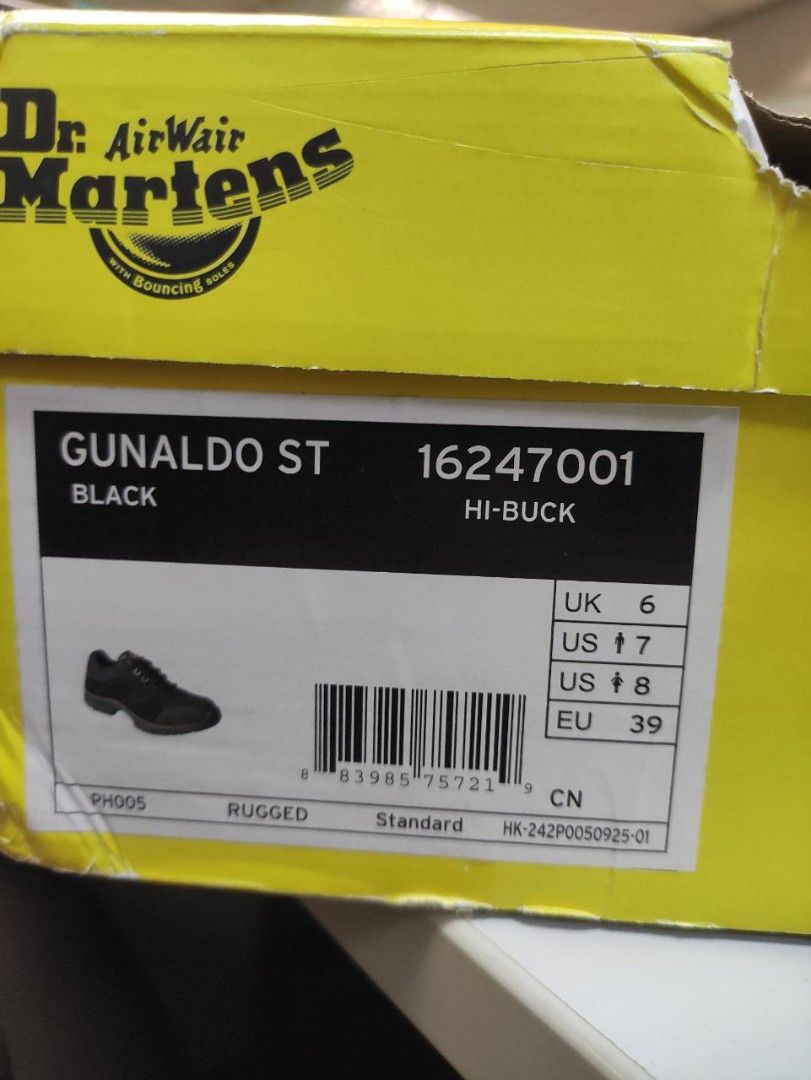 Dr. Martens Gunaldo Steel Toe, Men's Fashion, Footwear, Boots on Carousell