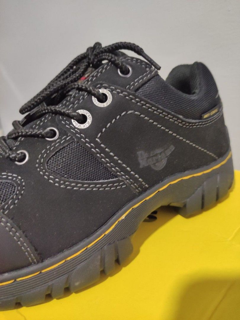 Dr. Martens Gunaldo Steel Toe, Men's Fashion, Footwear, Boots on Carousell
