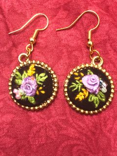 （分類：）位於 。 由 embrostitch 提交（商品編號 1224807892，圖片 1）。簡介： 。