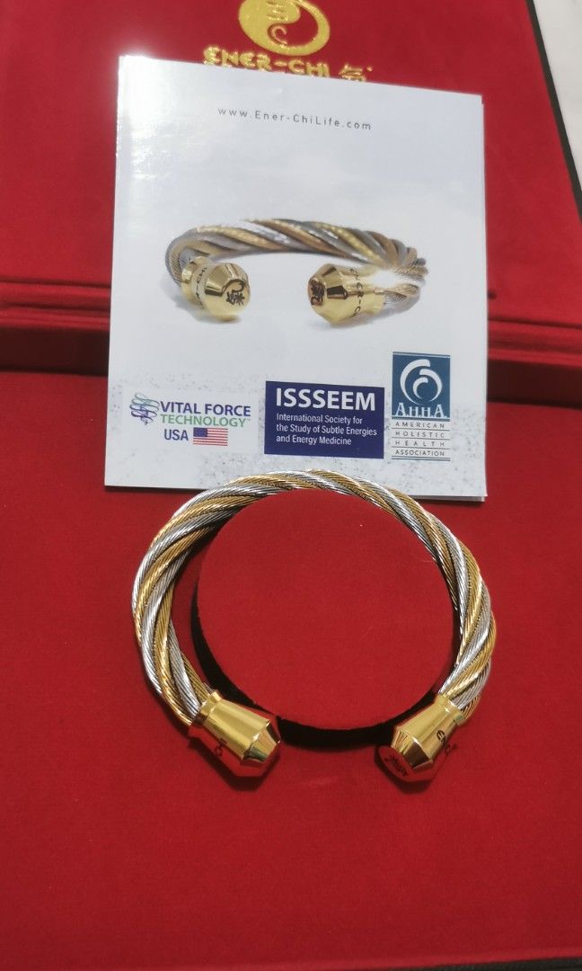 ENER CHI, Women's Fashion, Jewelry & Organizers, Bracelets on Carousell