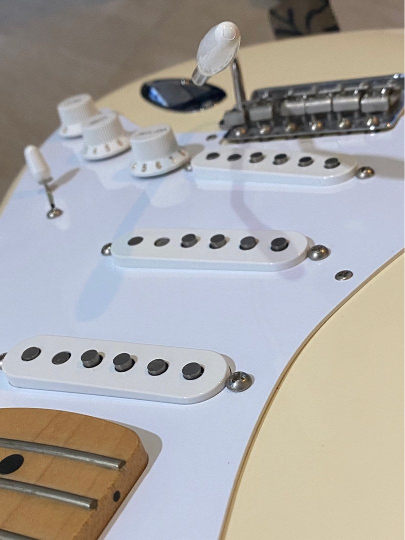 Fender Stratocaster Jimmy Vaughan MIM & Boss Katana mk2, Hobbies