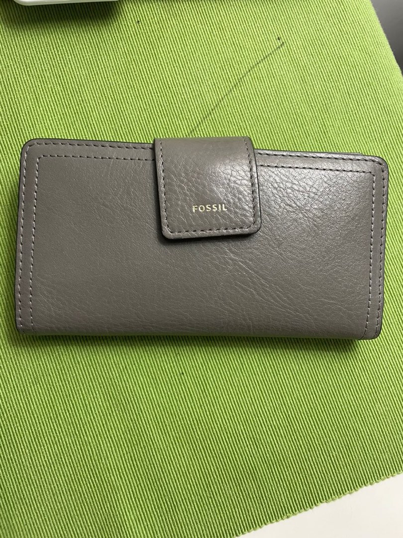 Fossil Logan Grey Wallet Clutch