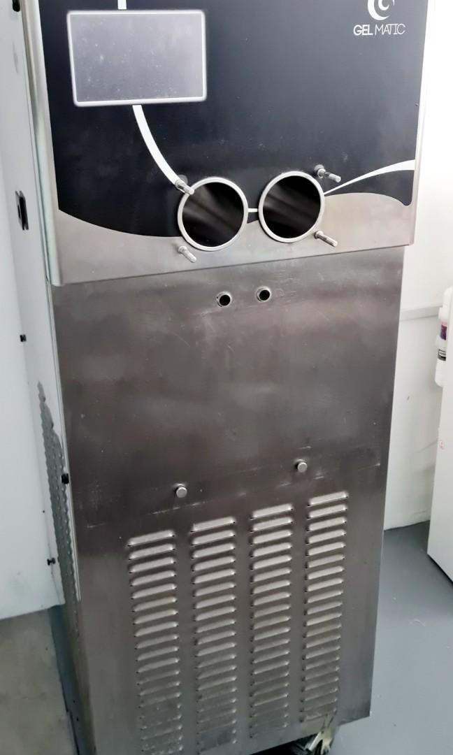Gel matic on sale ice cream machine