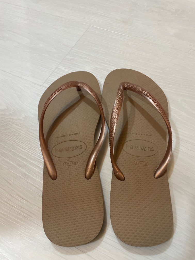 Havaianas Slippers, Women's Fashion, Footwear, Flipflops and Slides on  Carousell