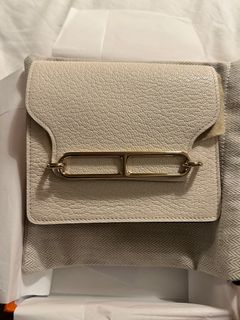 （分類：）位於 。 由 vanillie 提交（商品編號 1224838574，圖片 1）。簡介： 。