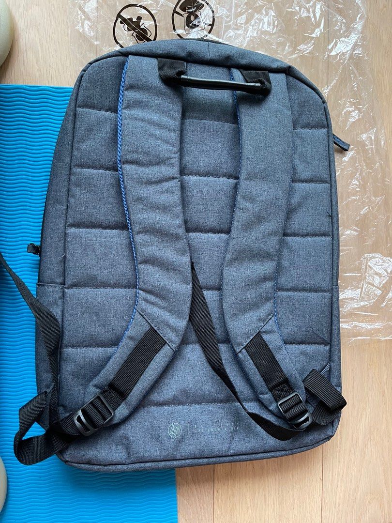 Hp 17.3 deals value backpack