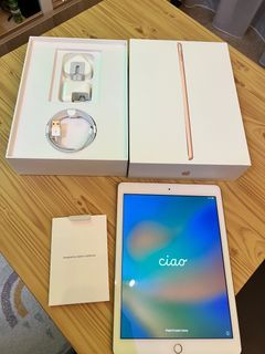 iPad 6th Gen Wi-fi 32GB Gold 9.7"