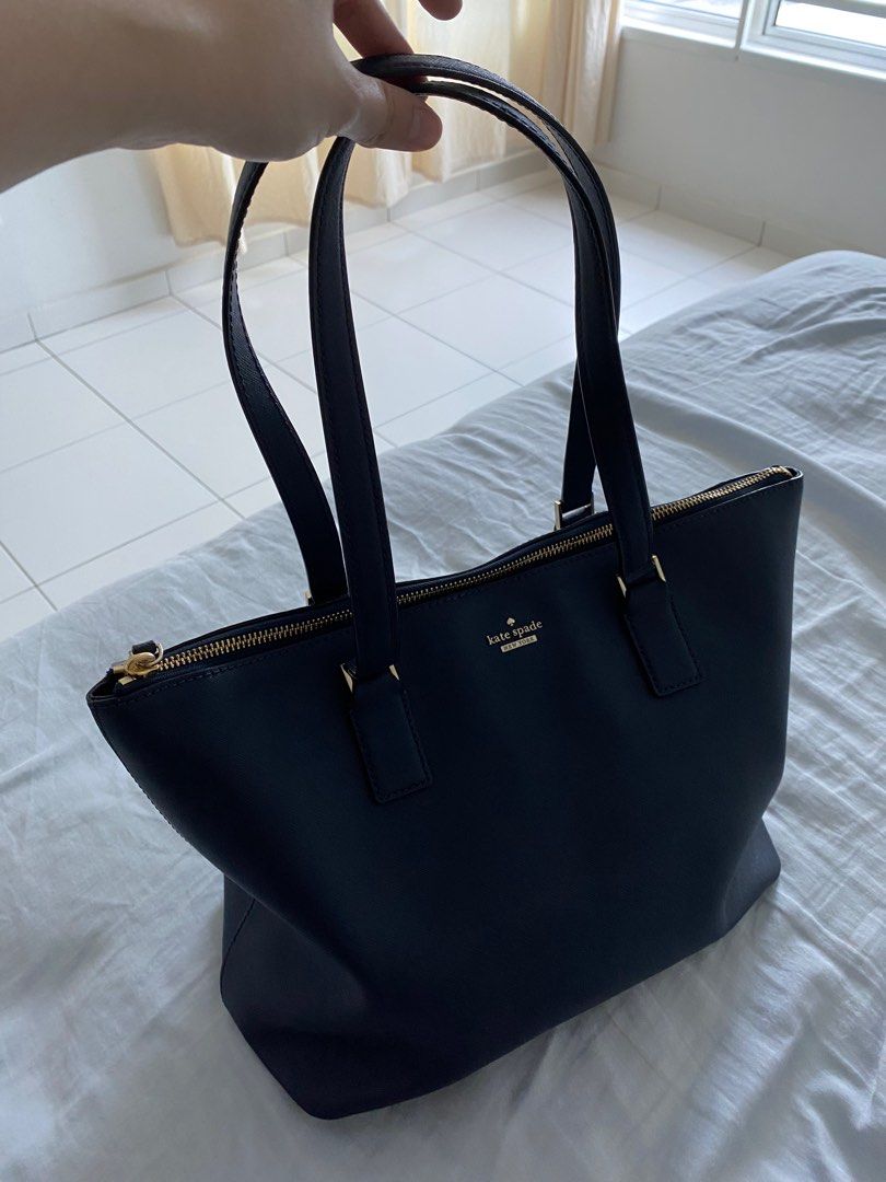 Kate Spade shoulder bag ♠️, Women's Fashion, Bags & Wallets, Shoulder Bags  on Carousell