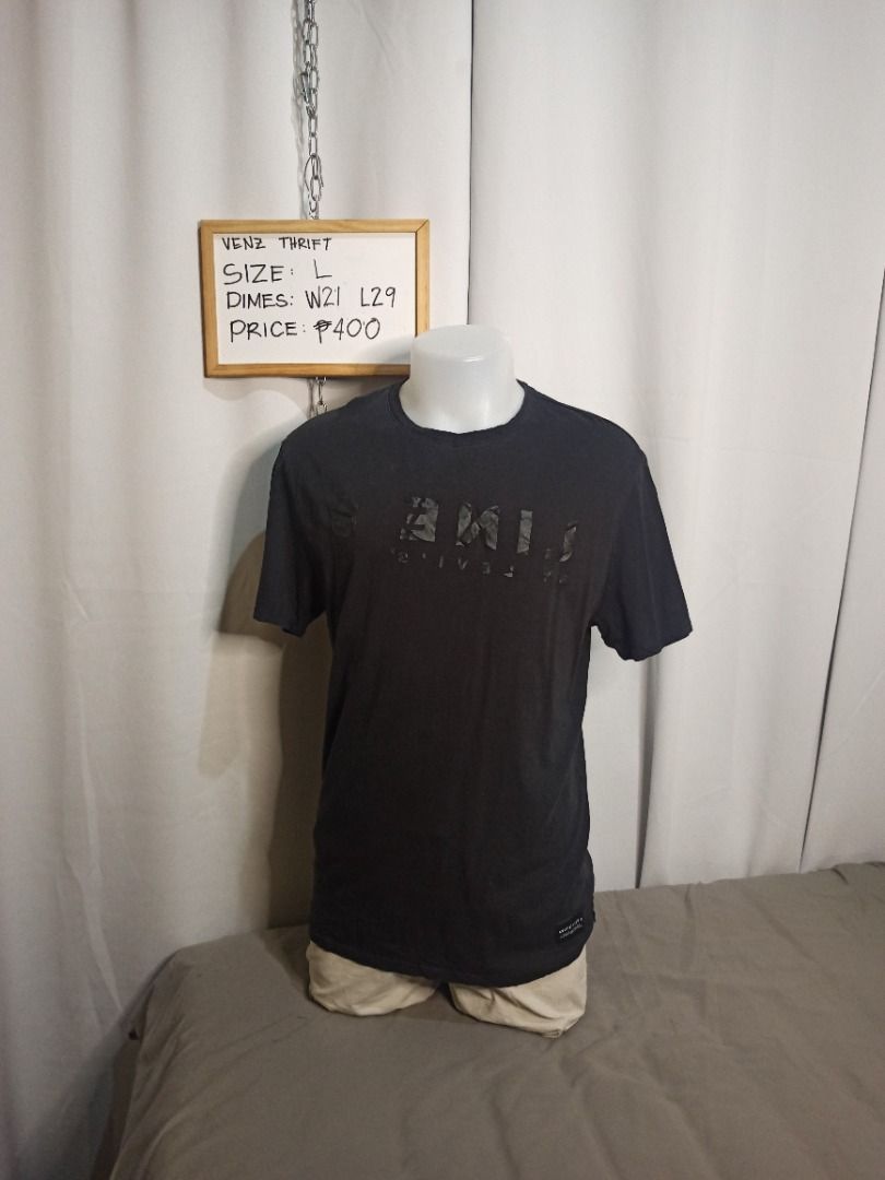 Levis line hot sale 8 t shirt