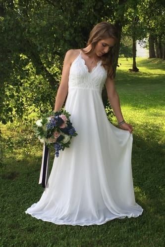 Madalyn white discount lace maxi dress