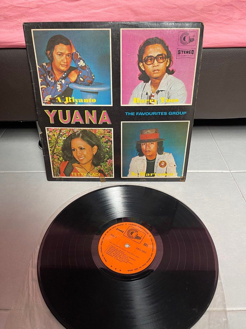 Malay vinyl records 15 each, Hobbies & Toys, Music & Media, Vinyls on