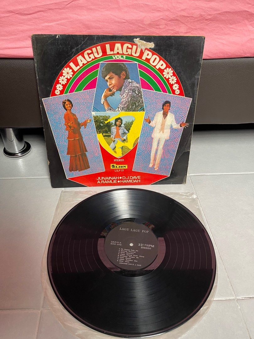 Malay vinyl records 15 each, Hobbies & Toys, Music & Media, Vinyls on