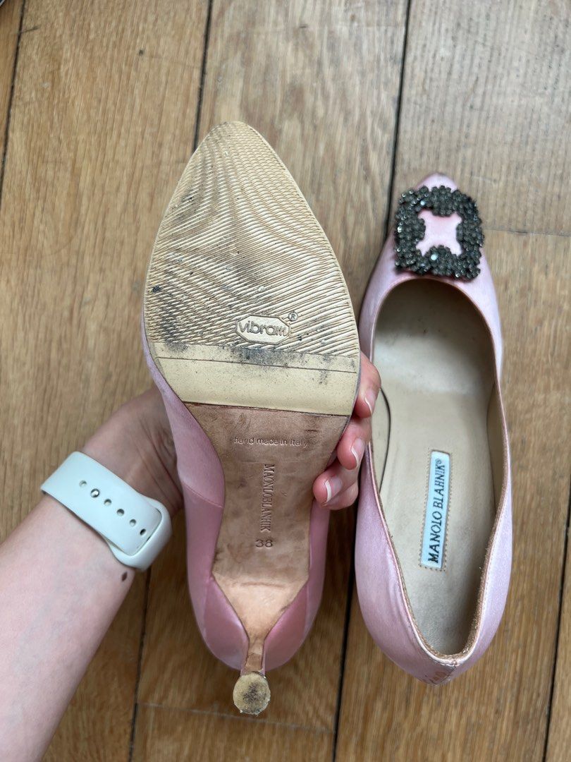 Manolo blahnik Hangisi 10cm crystal-embellished pumps (size 38