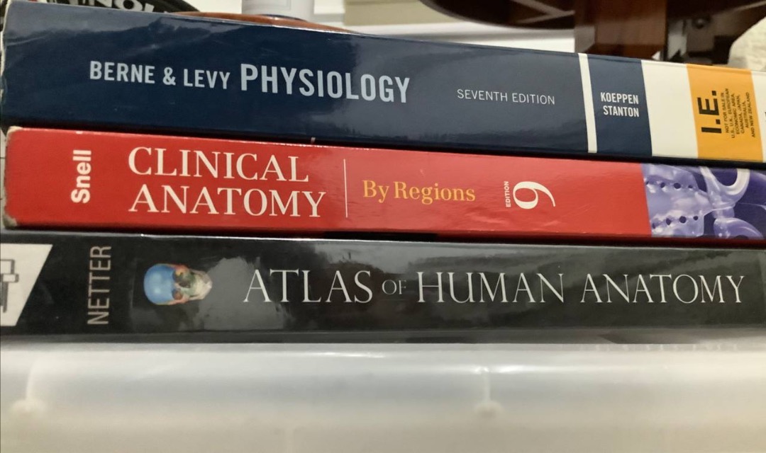 MED SCHOOL BOOKS on Carousell