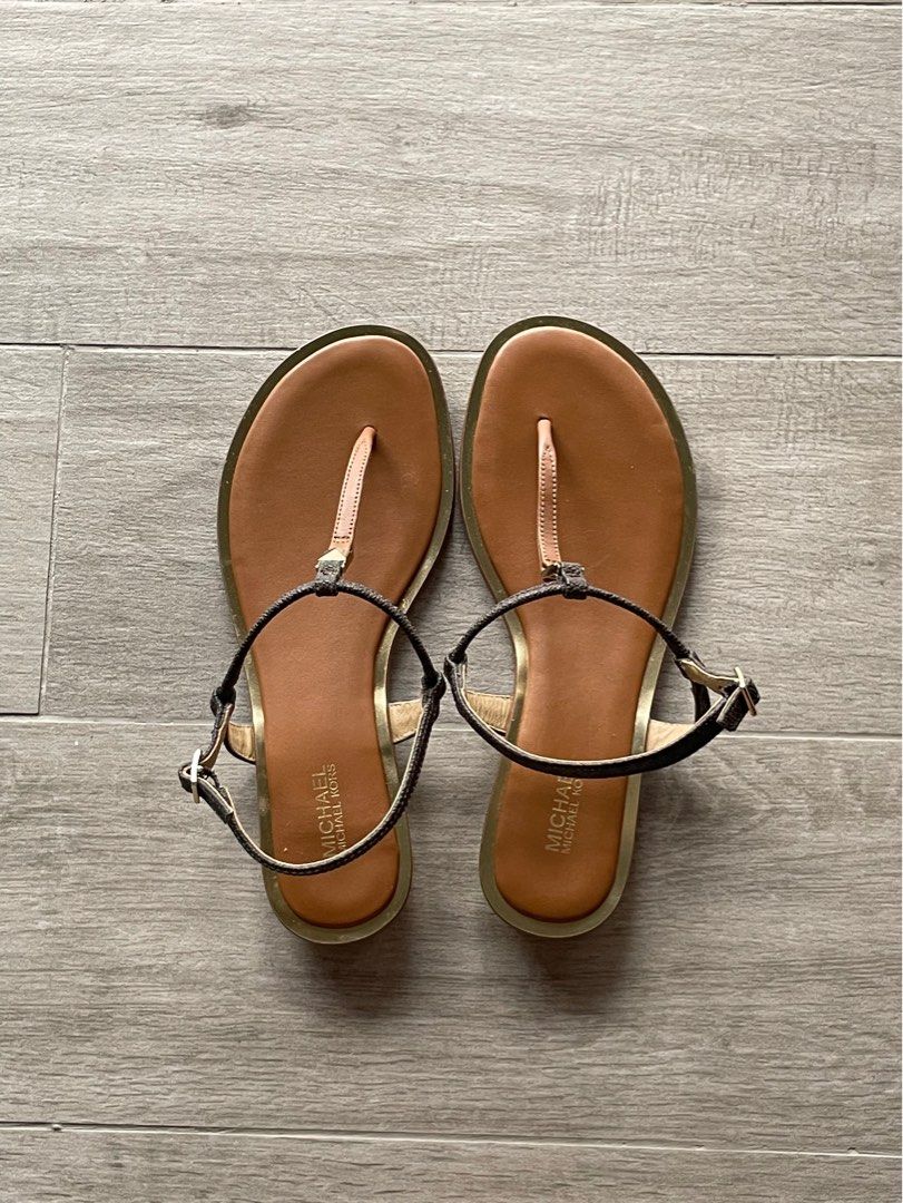 Michael Kors sandals in size 6
