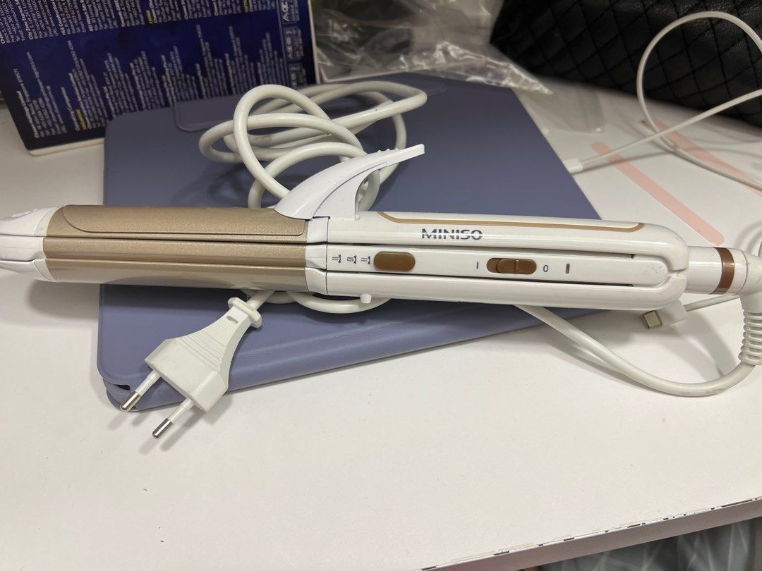 Miniso 3 in best sale 1 hair straightener