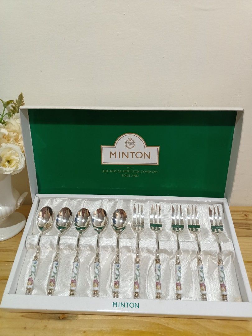 Minton Haddon Hall Dessert Cutlery Set (Category: Dinnerware & Cutlery) located in Pagbilao. Submitted by candicearp (Listing ID 1224772090, Image 2). Description: Brand new with box.