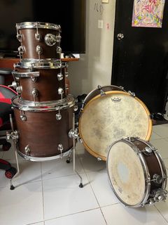 (Category: ) located in . Submitted by DrumWorks69 (Listing ID 1224909017, Image 1). Description: .