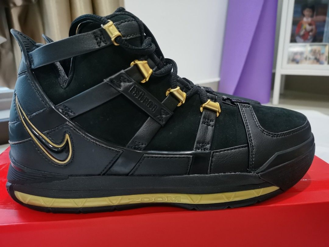 Lebron 3 outlet black gold
