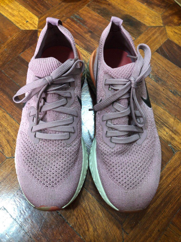 Nike violet rubber shoes top