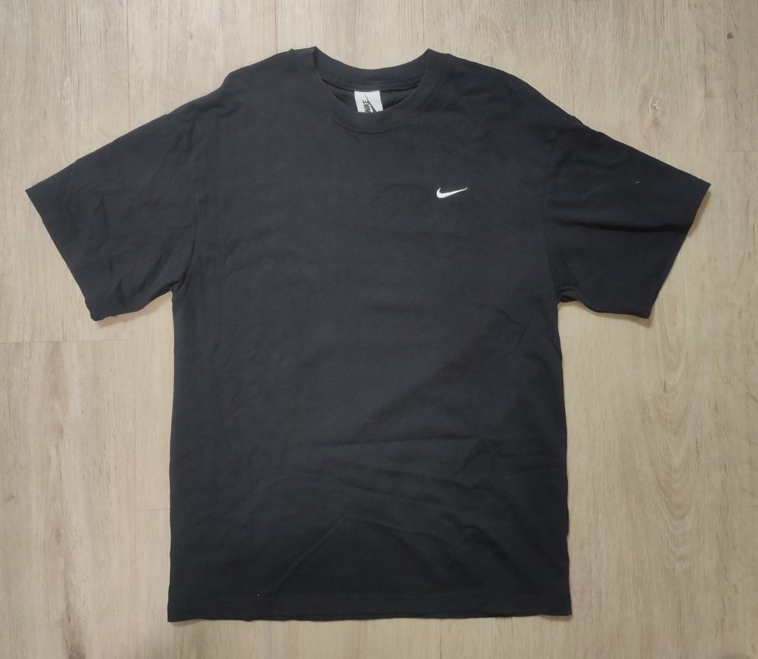 nikelab swoosh tee