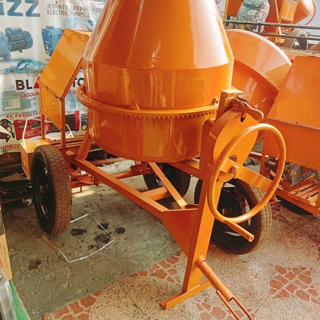 One bagger concrete heavy duty mixer, Commercial & Industrial