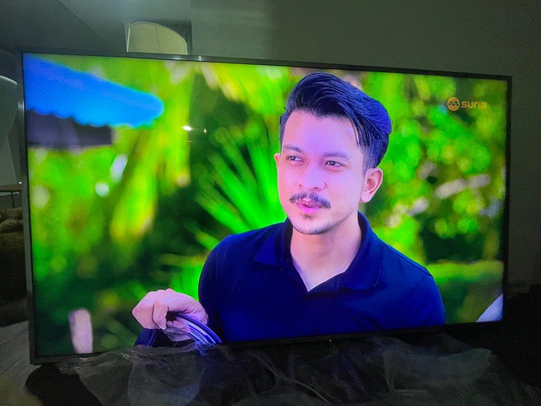 Panasonic smart tv 65", TV & Home Appliances, TV & Entertainment, TV on Carousell