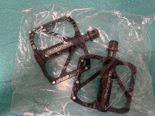 （分類：）位於 。 由 tele_dip 提交（商品編號 1224788532，圖片 1）。簡介： 。