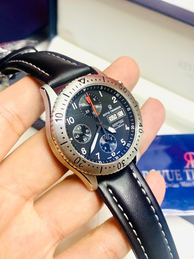 Revue thommen hot sale airspeed chronograph automatic