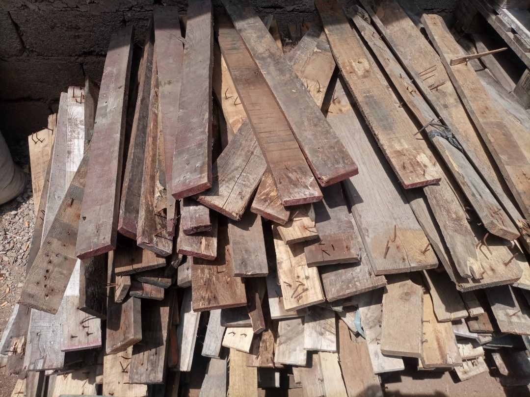 Scrap Wooden Pallets, Commercial & Industrial, Construction Tools