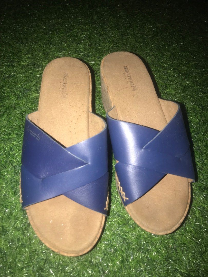 selipar nike original